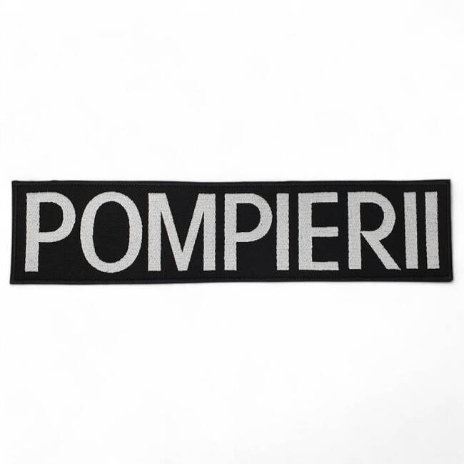 Emblema spate - POMPIERII - brodata pe suport albastru inchis (navy) cu contur rosu si text vernil fluorescent - aplicare Velcro (cu scai) - 20x5 cm