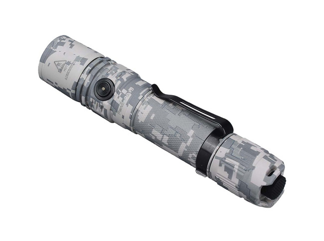 Flashlight - PD35 V2.0 - Fenix® - Digital Camo