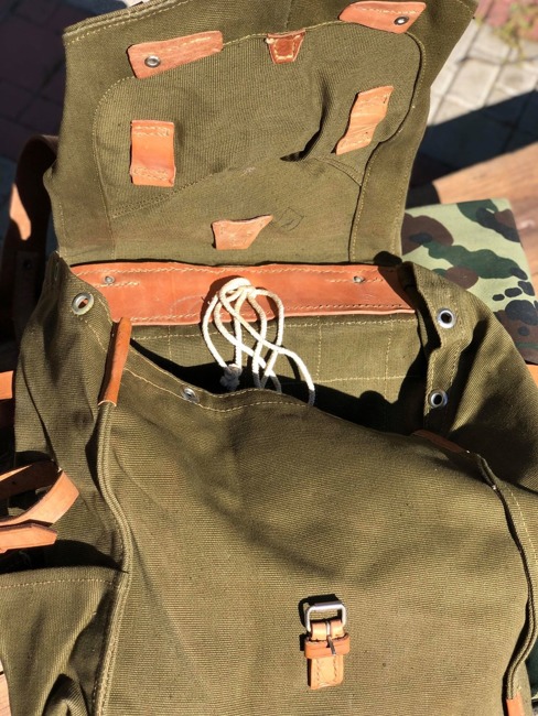 Military Olive Romanian Retro Rucksack - RSR Romanian army - in good condition