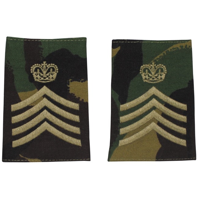 PAIR OF EPAULETS - OFFICERS MUSICAL BANDS - MILITARY SURPLUS BRITISH ARMY - DPM CAMO - AS NEW