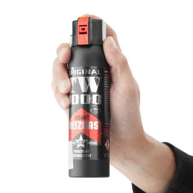 TW1000 Giant CS Self-Defense Tear Irritant Spray 150 ml