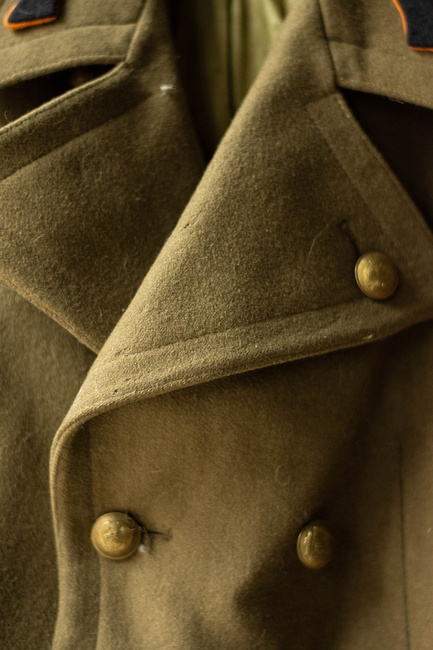 OLIVE OVERCOAT - ROMANIAN MILITARY SURPLUS - USED